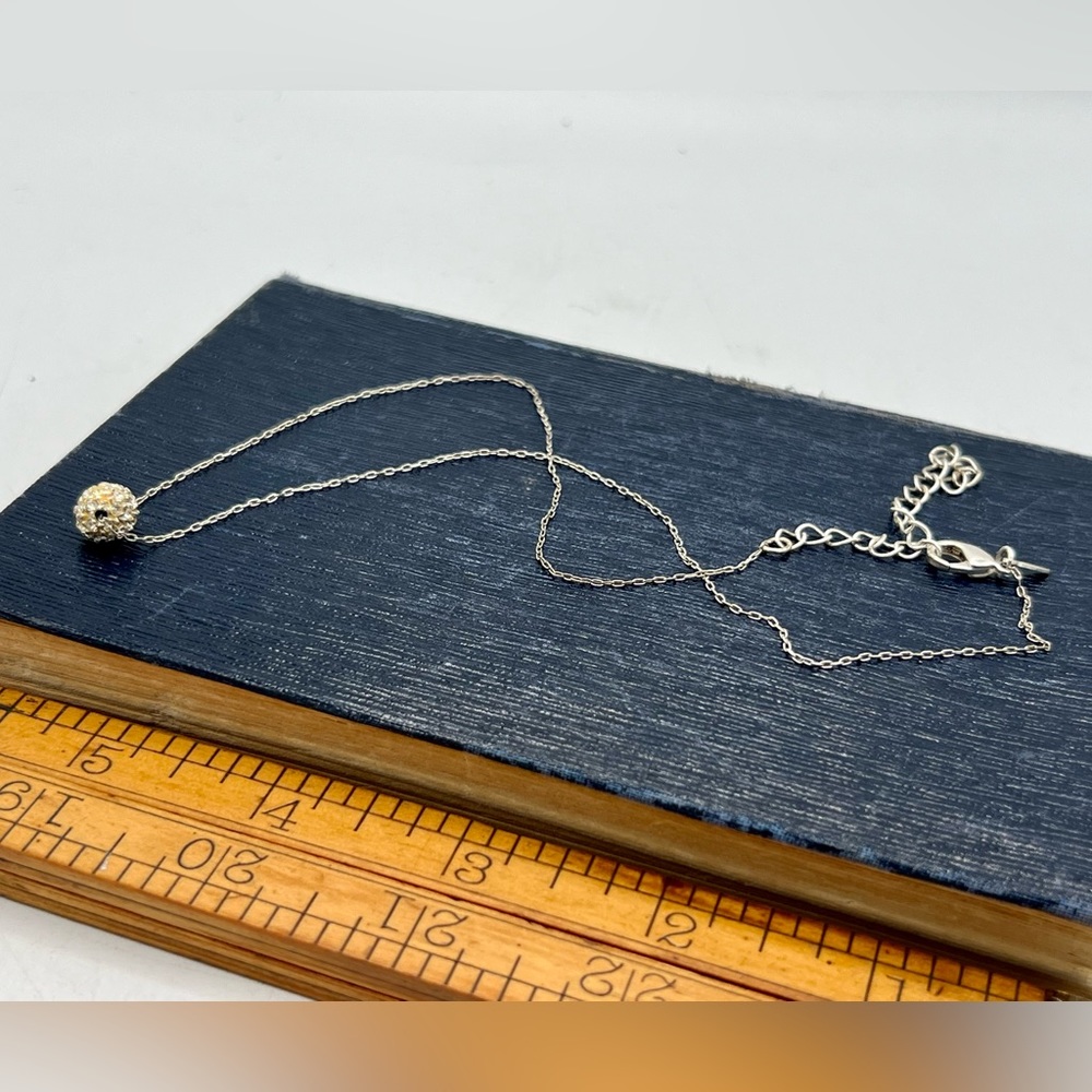 Vintage AVON minimalist silver chain rhinestone bead necklace 16” - Picture 6 of 10